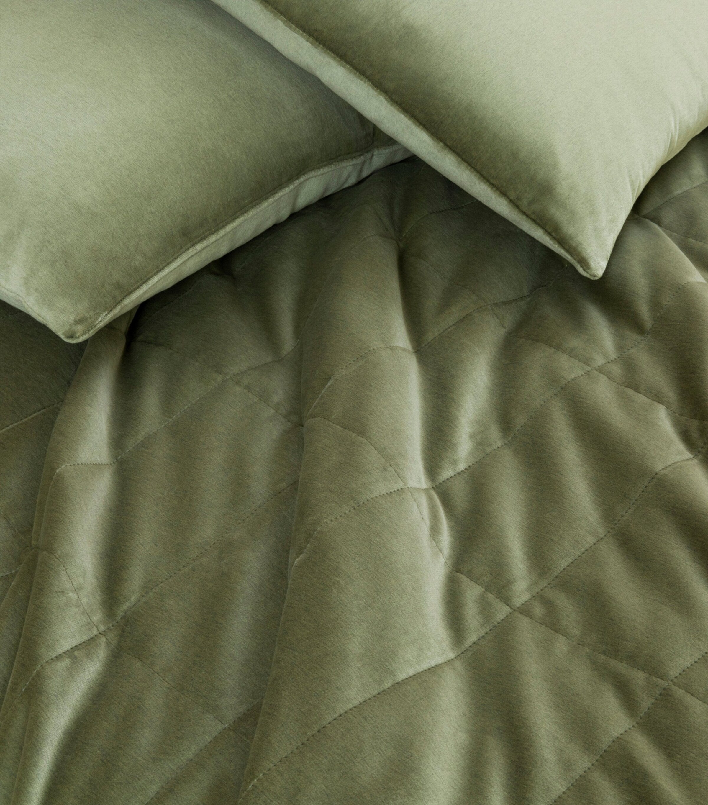 Frette Luxury Velvet Cushion Cover 65cm x 65cm - British product