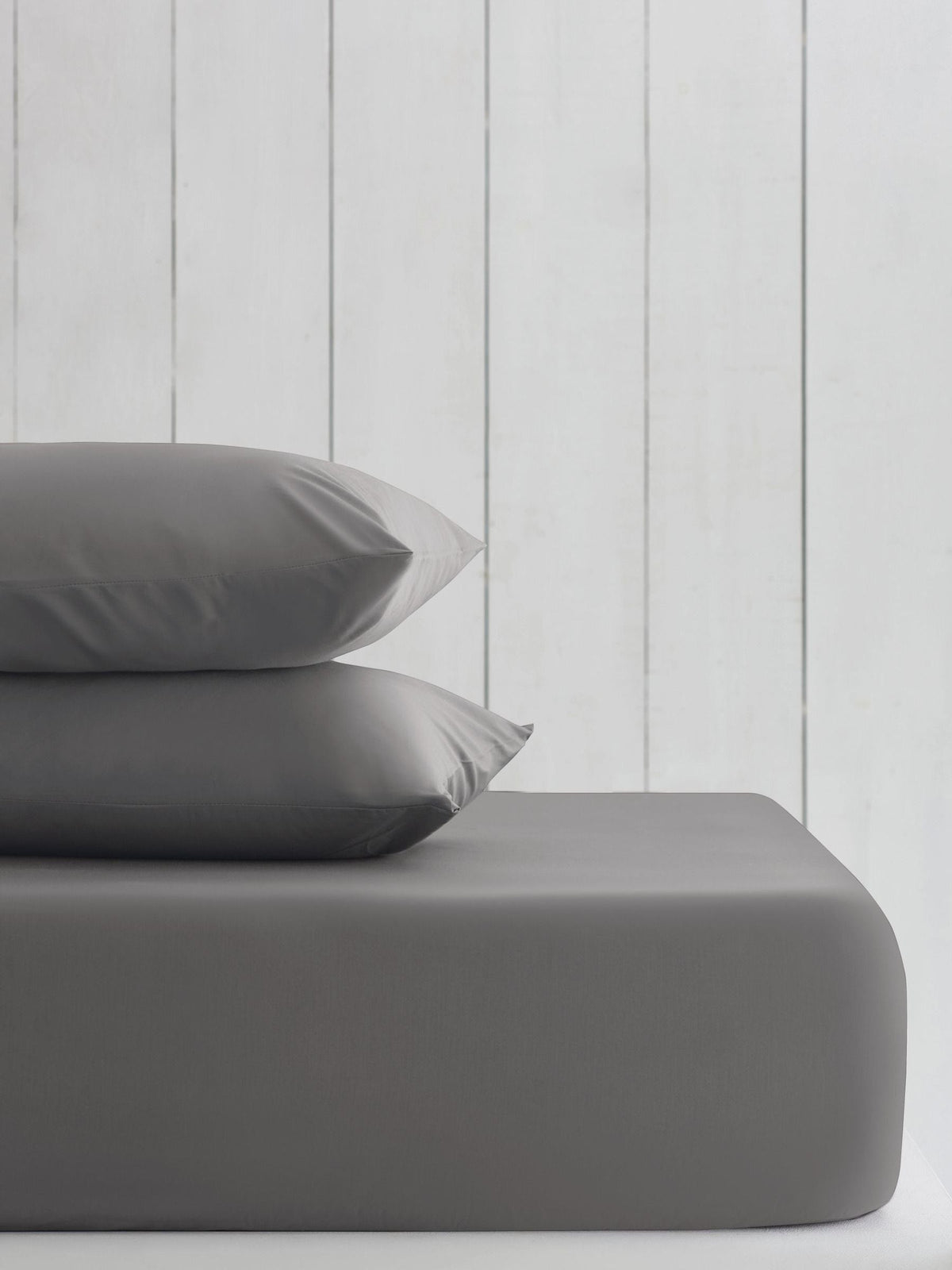 Charcoal Grey Cotton Rich Fitted Bed Sheet