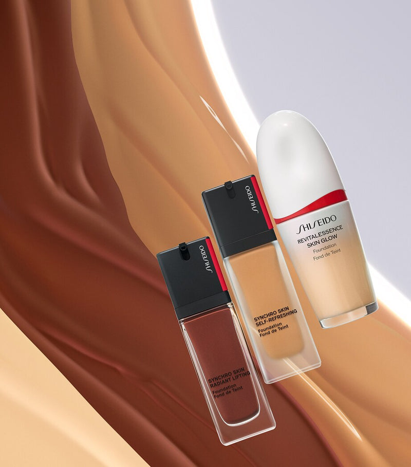Revitalessence Skin Glow Foundation SPF 30