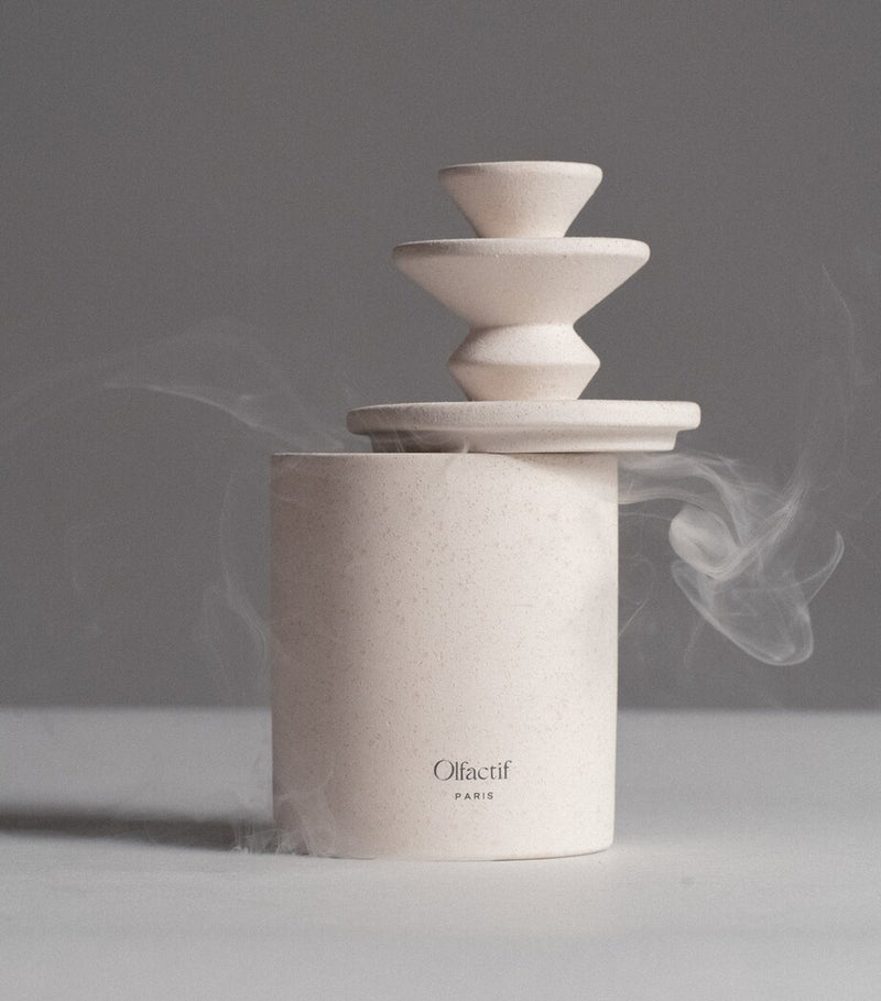 Olfactif Scorpio Tuberose Candle 240g, imported from the UK