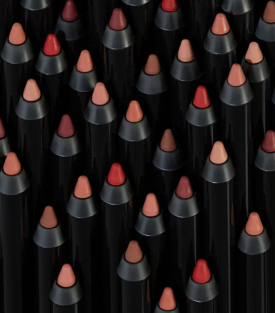 Hourglass Shape and Sculpt lip liner, UK version
