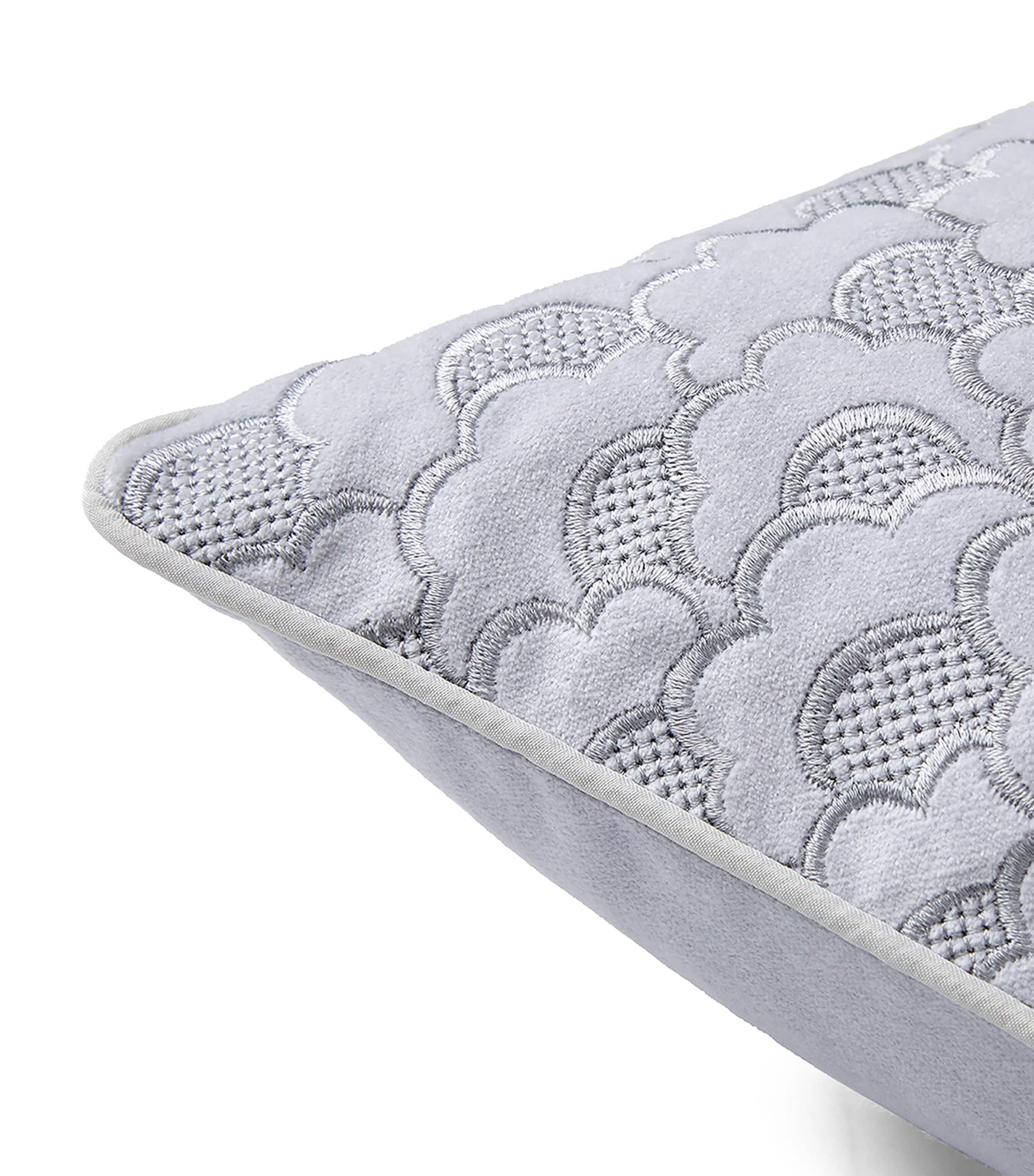 Yves Delorme Festons rectangular cushion cover 33cm x 57cm (British brand)