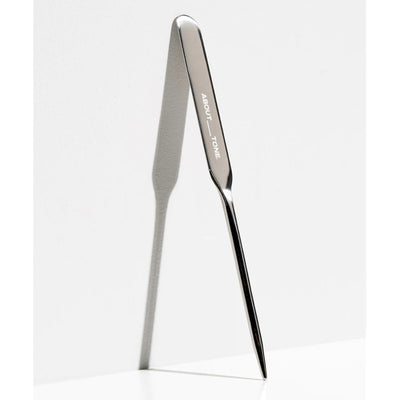 ABOUT_TONE Stainless Steel Makeup Spatula 1pc