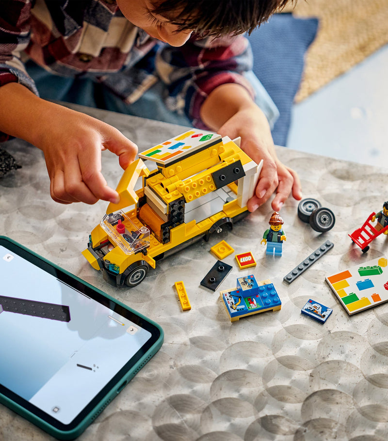 Lego City The LEGO Van 60500