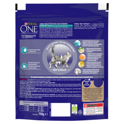 Purina Senior 7+ Salmon Dry Cat Food 750g, imported from the UK