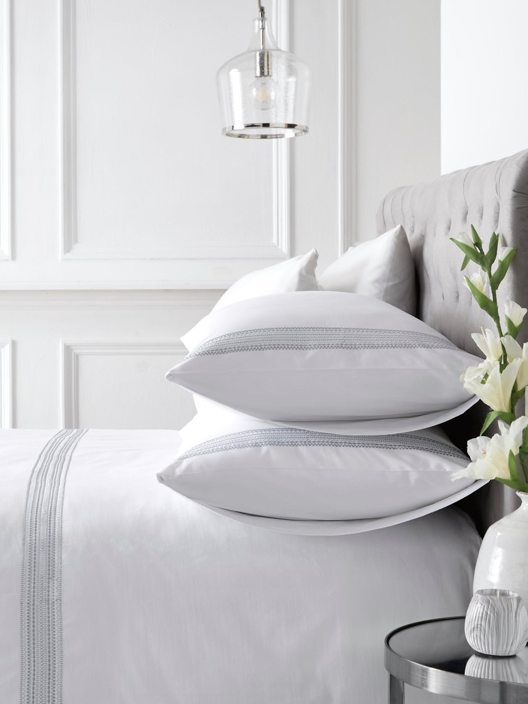 Appletree white embroidered band duvet cover set - British product