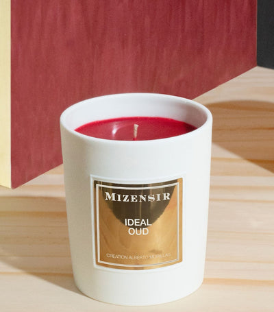 Oud and Rose Scented Candle 300g