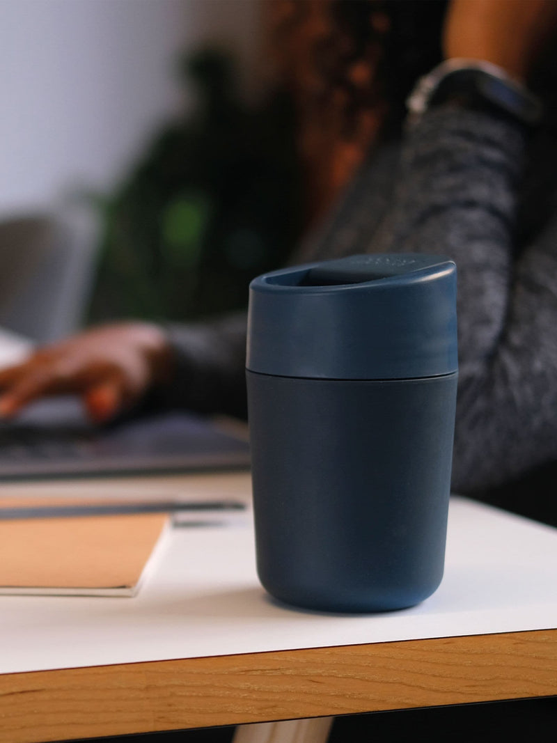 Joseph Joseph Blue Sipp Hygienic Lid Travel Mug 454 ml, UK version