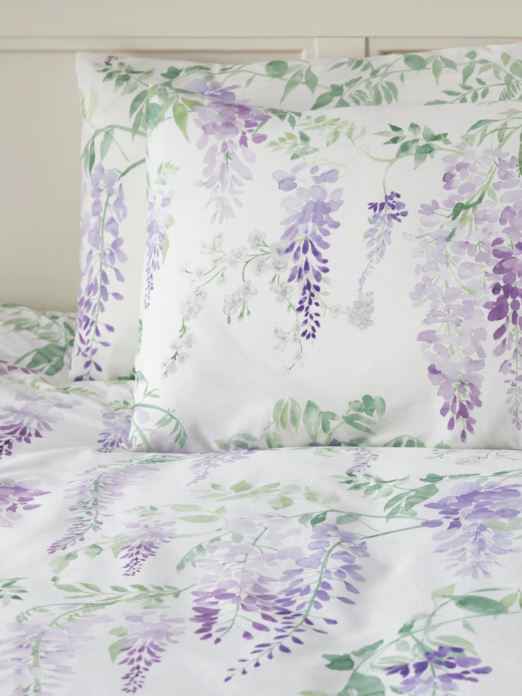 Dreams & Drapes Purple Wisteria duvet cover set - British product