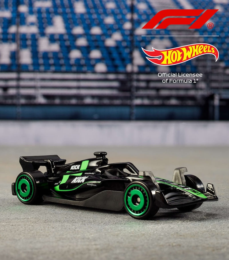 Hot Wheels Formula 1 racing car set pack of 5 1:64 scale, UK version