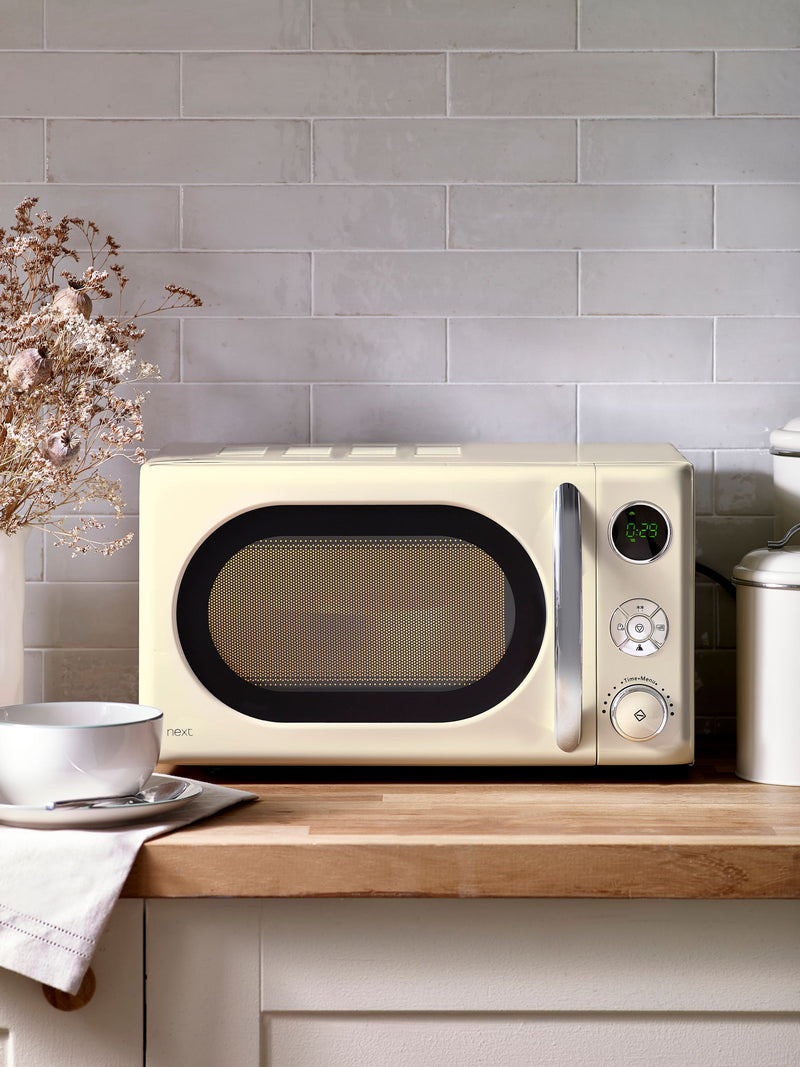 Digital 800W 20L microwave - British product