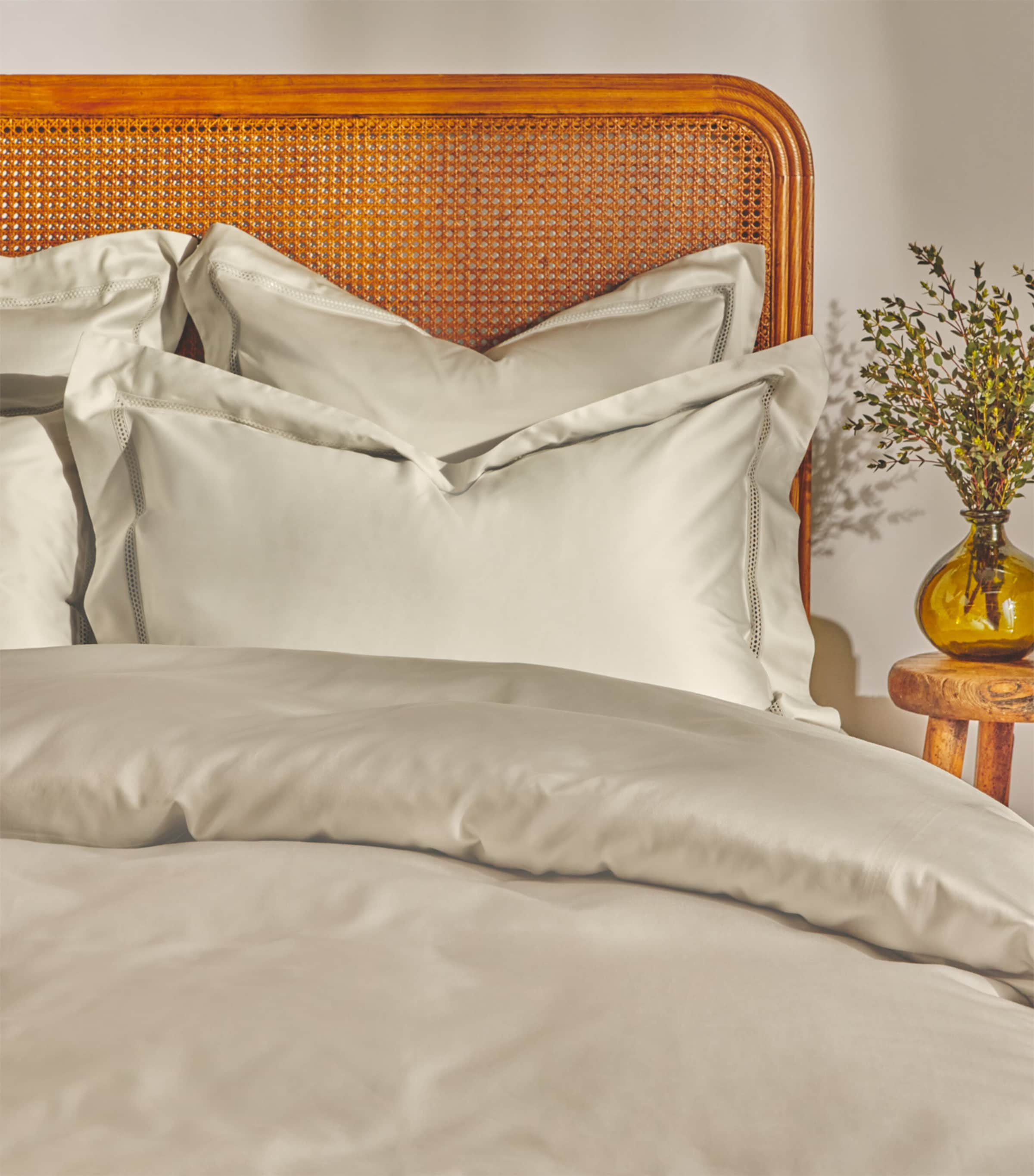 Harrods Wilton Square pillowcases in Supima cotton, 65cm x 65cm, UK version