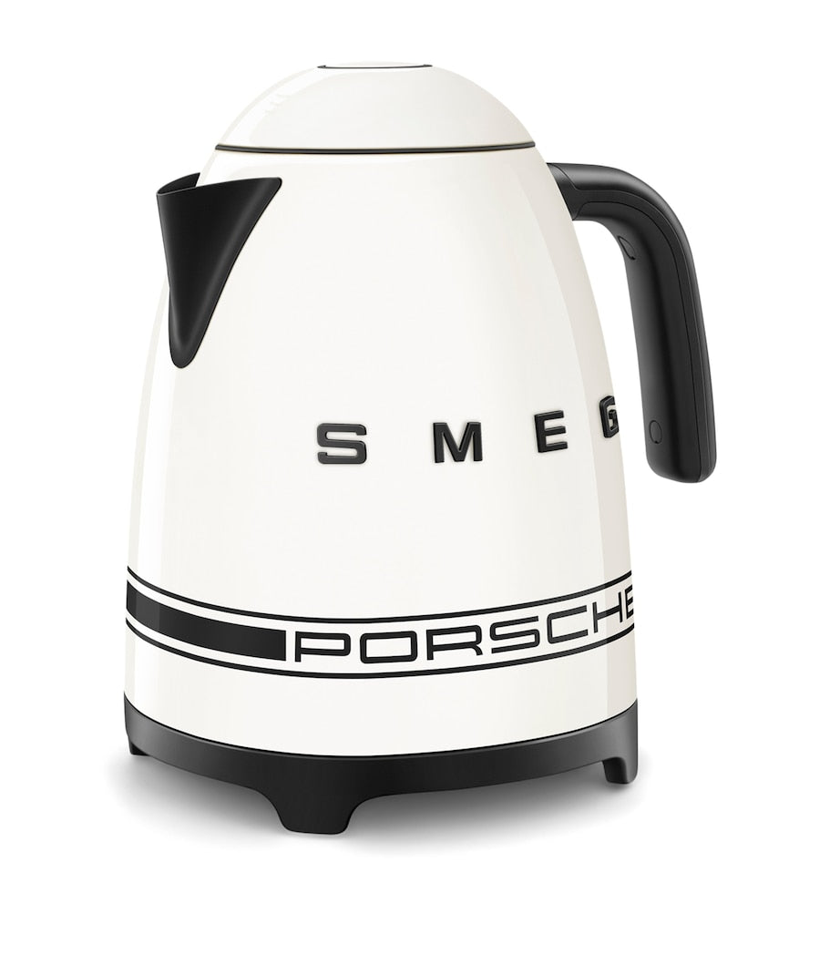Smeg 1.7L electric kettle with auto shut-off (British brand)