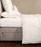Harrods of London Super King 90% Hungarian New White Goose Down Duvet (2.5 Tog)
