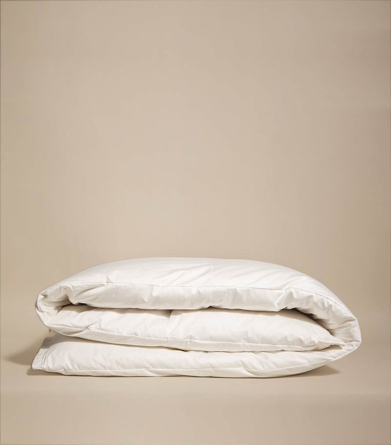 Harrods of London Emperor Matterhorn Goose Down Duvet 10 Tog, UK version