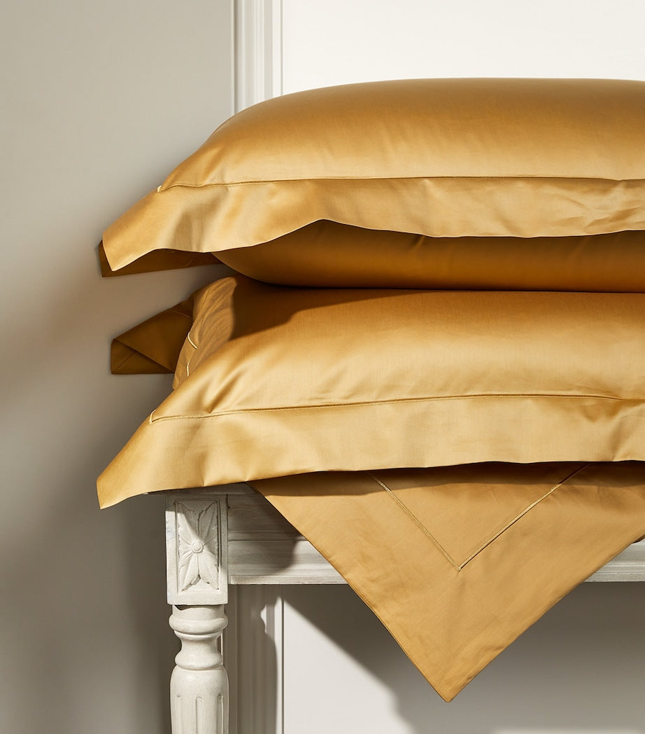 Celso De Lemos Bourdon Super King Duvet Cover (260cm x 220cm)
