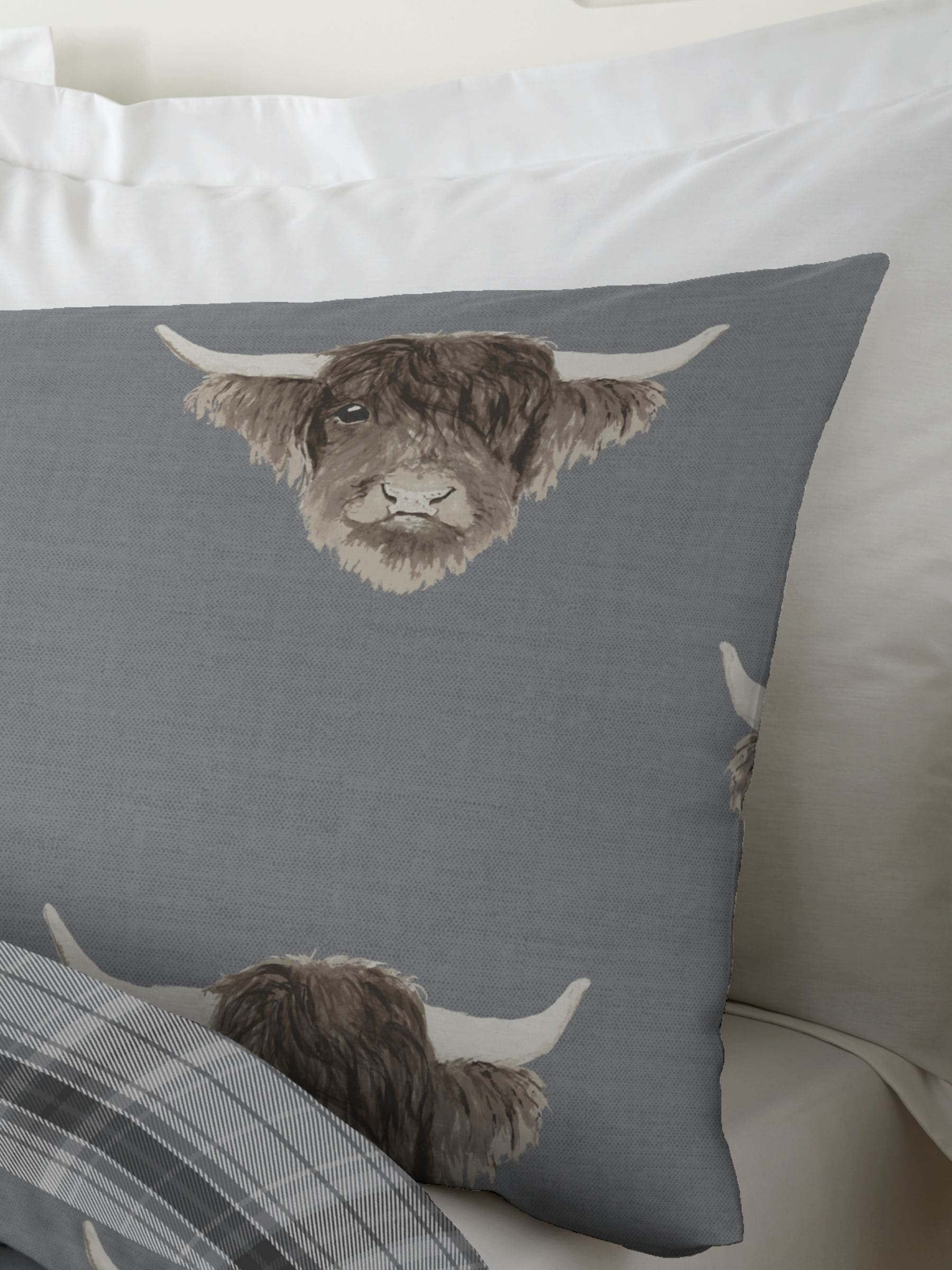 Grey Highland Cow duvet cover and pillowcase set - British product