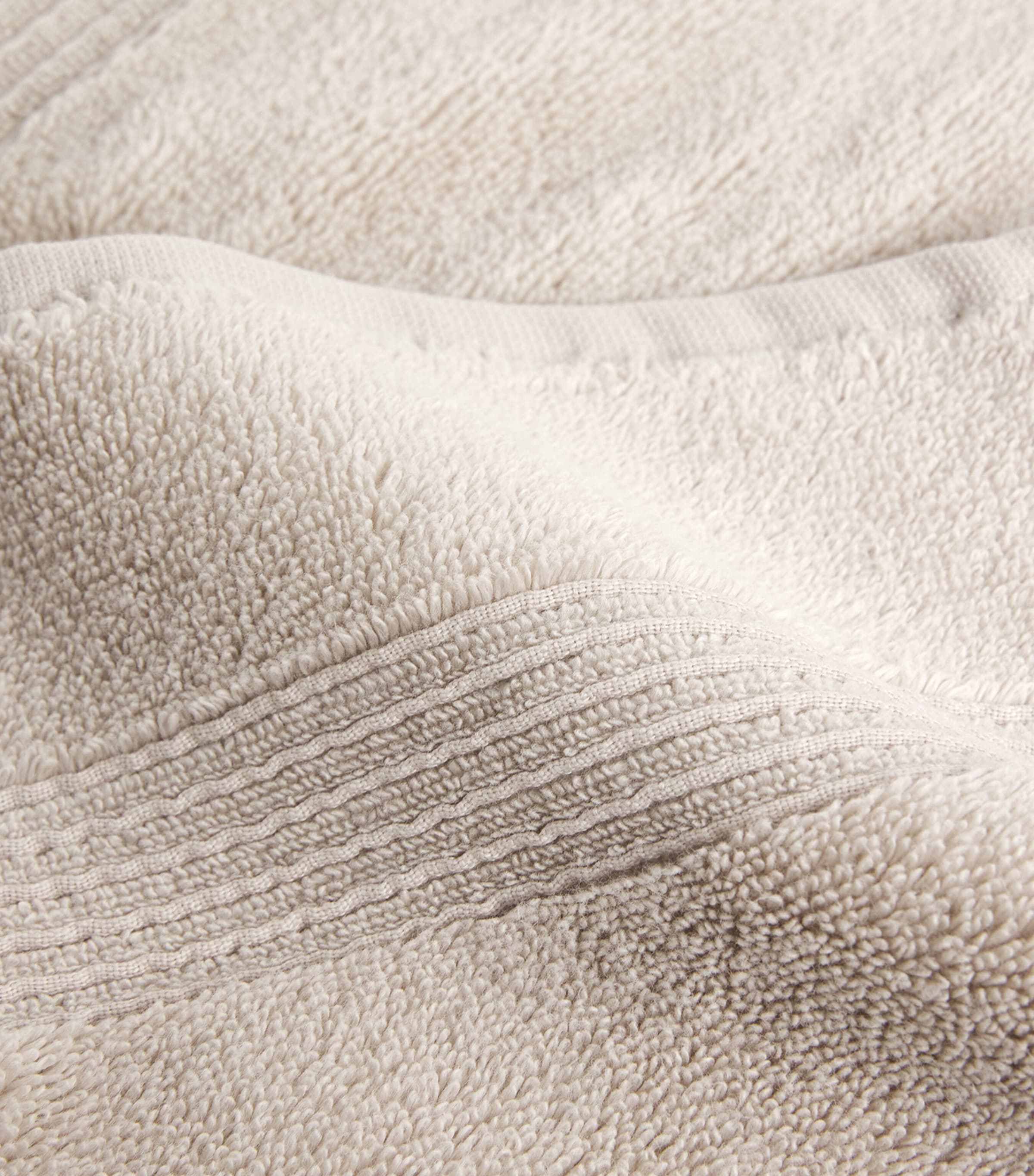 Harrods of London organic cotton hand towel 50cm x 100cm, UK version