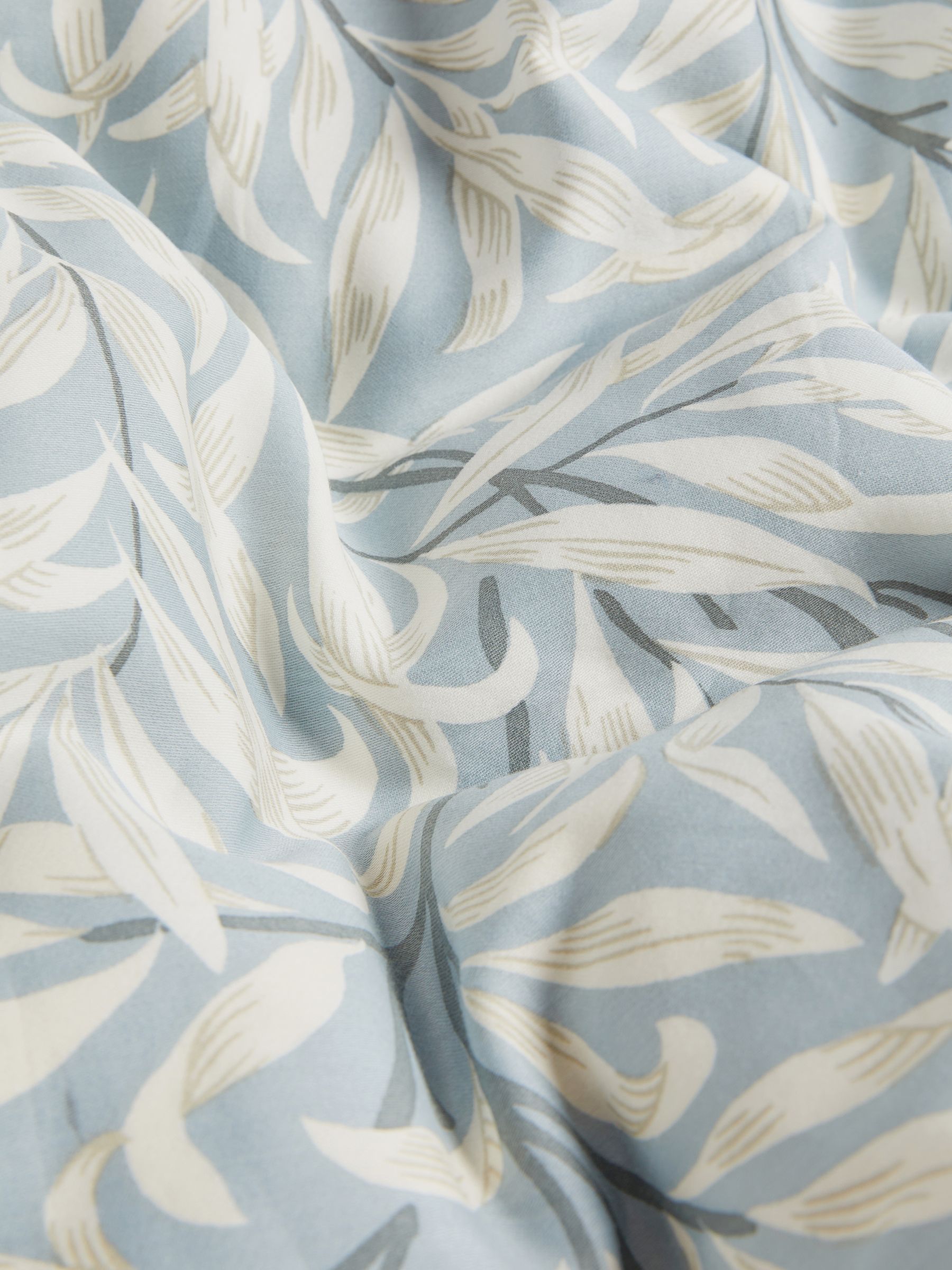 Clarke & Clarke Willow Boughs William Morris 200 Thread Count Duvet Cover and Pillowcase Set
