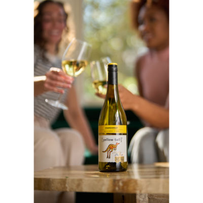 Yellow Tail Chardonnay white wine 750ml (British brand)