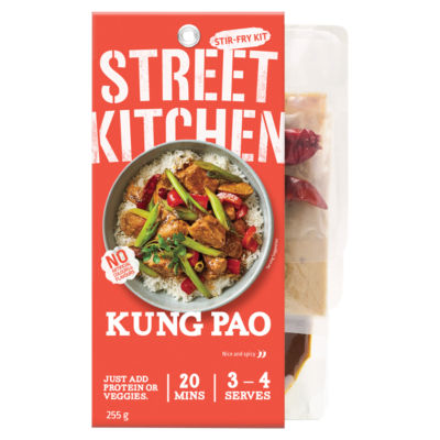 Street Kitchen Kung Pao Chicken stir-fry sauce kit 255g (British brand)