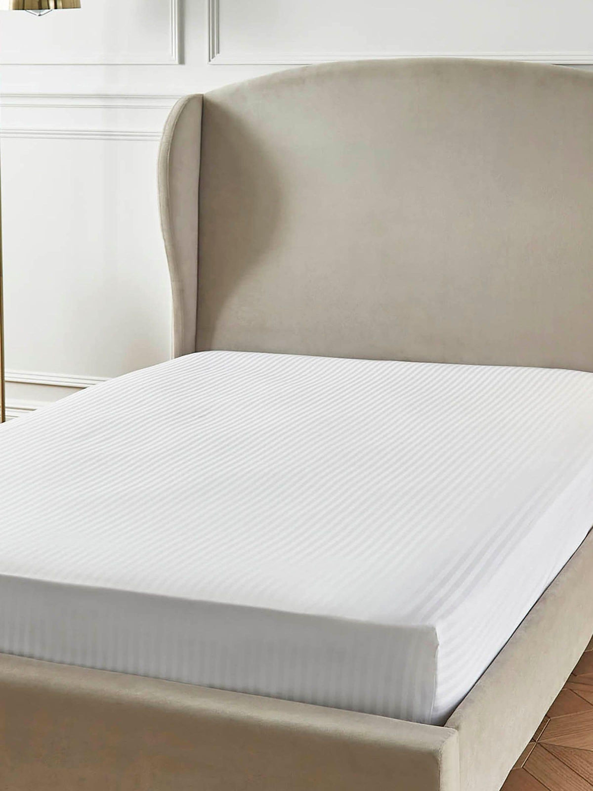 Liddell White 400 Thread Count Egyptian 100% Cotton Striped Fitted Sheet