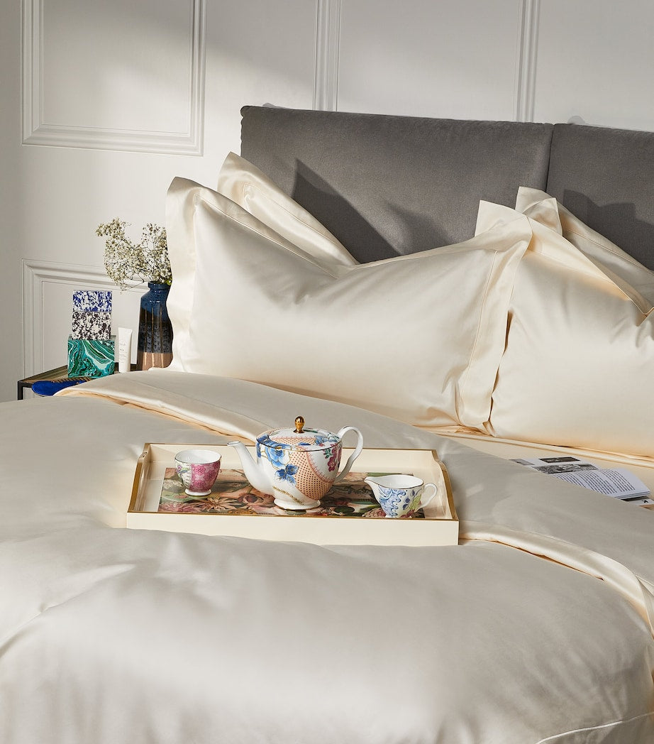 Celso De Lemos Bourdon Super King Duvet Cover Set (260cm x 220cm)