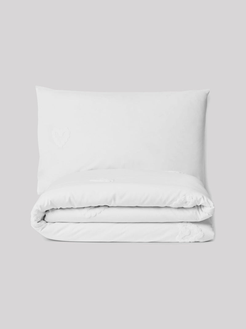 White tufted hearts duvet cover and pillowcase set (British brand)