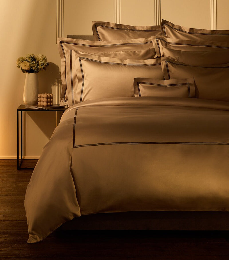 Peter Reed double duvet cover with striped embroidery, 200cm x 200cm, imported from the UK