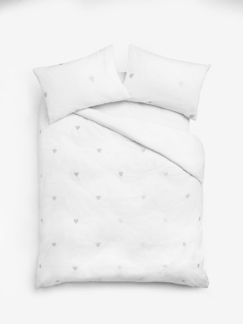 White Hearts Embroidered Duvet Cover Set (British brand)