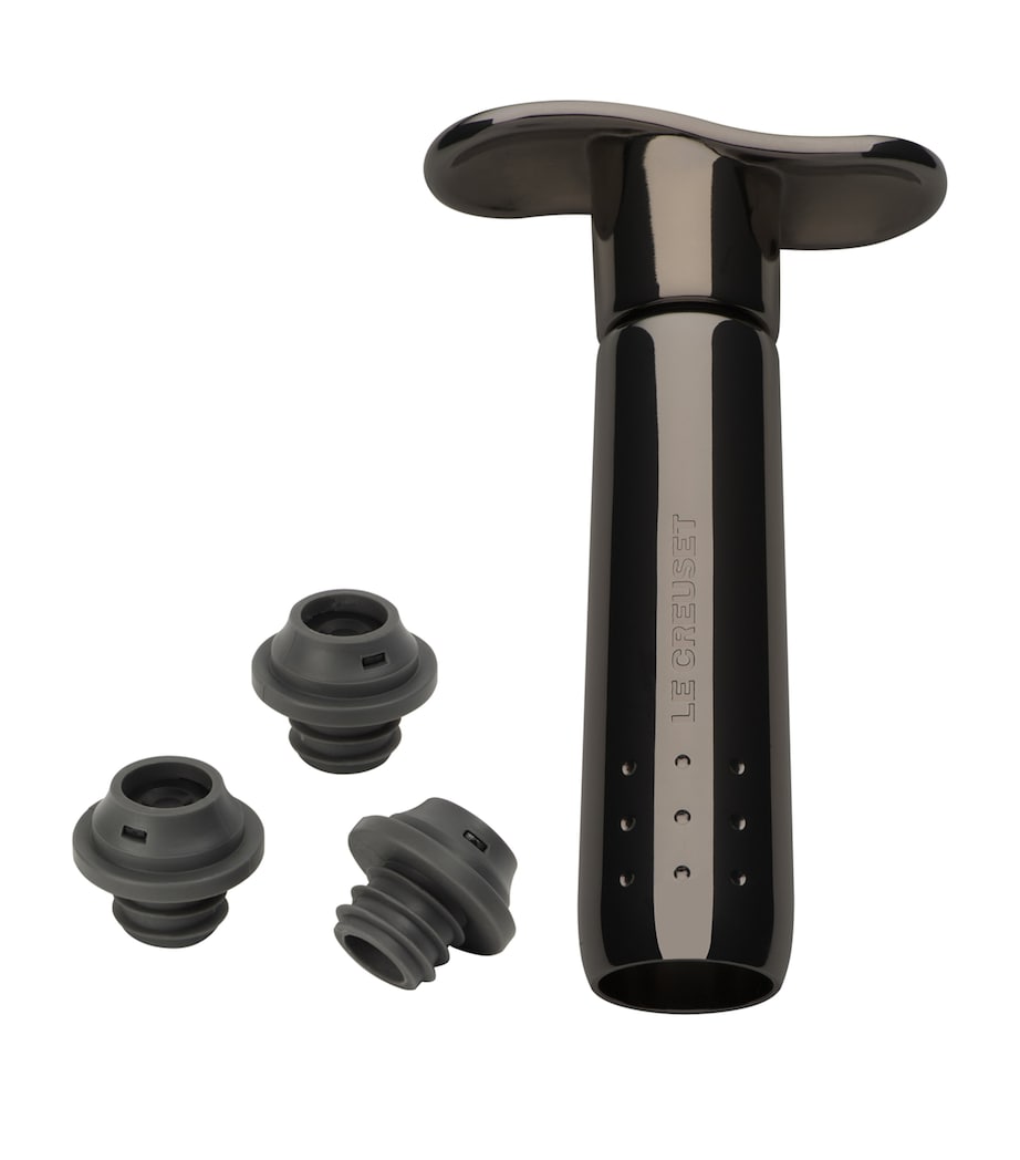 Le Creuset WA-137 Wine Pump and Stoppers