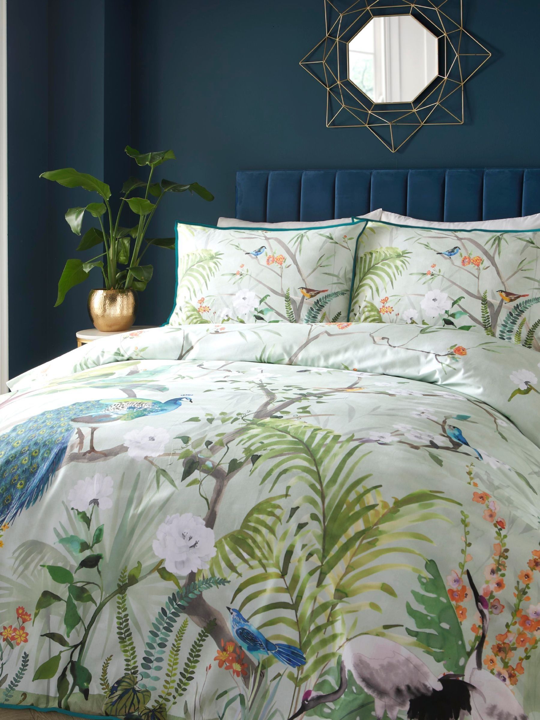 Soiree Green Peacock Jungle duvet cover set (British brand)