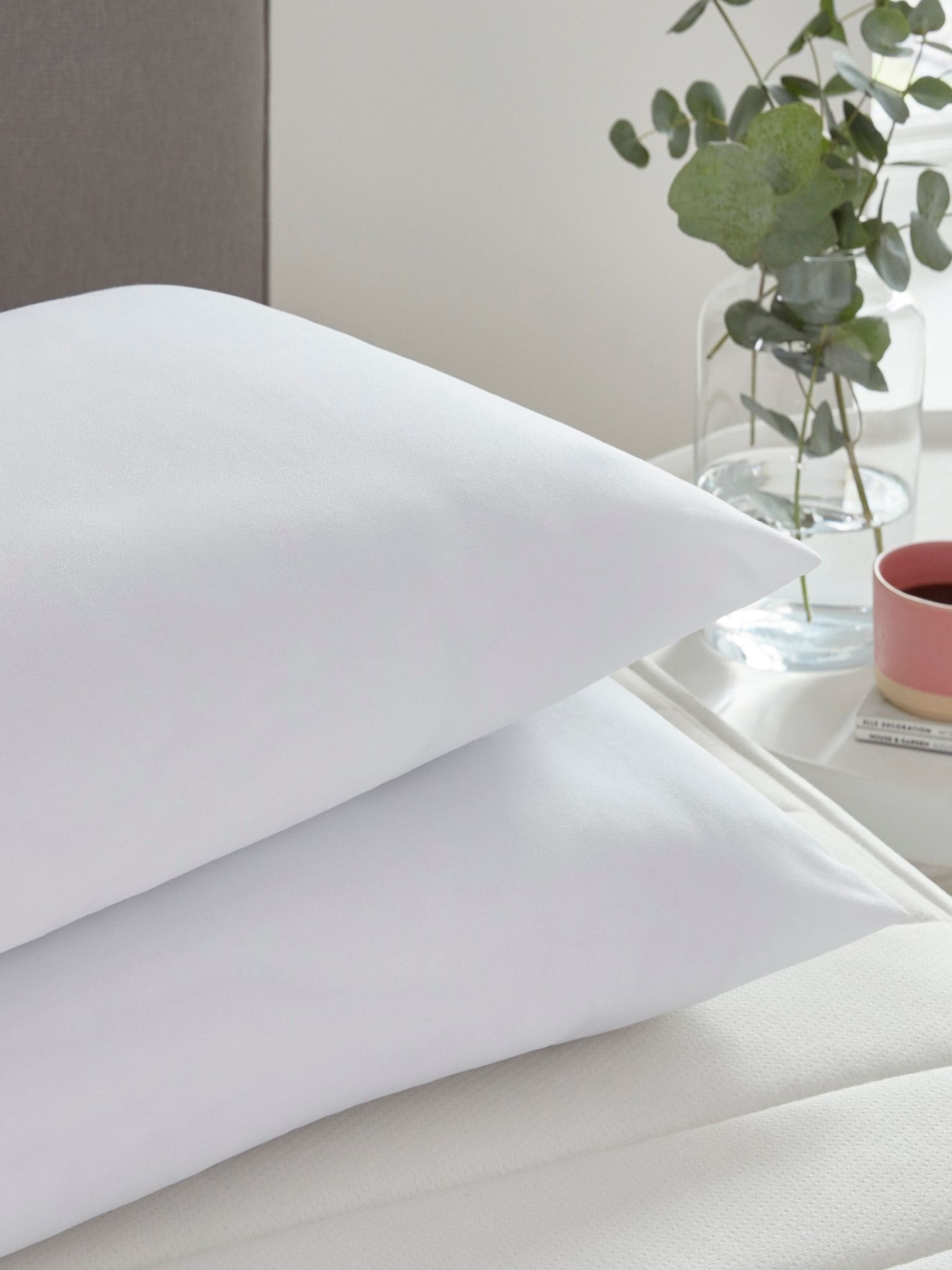 Silentnight Medium Just Like Down pillow 2 pack (British brand)