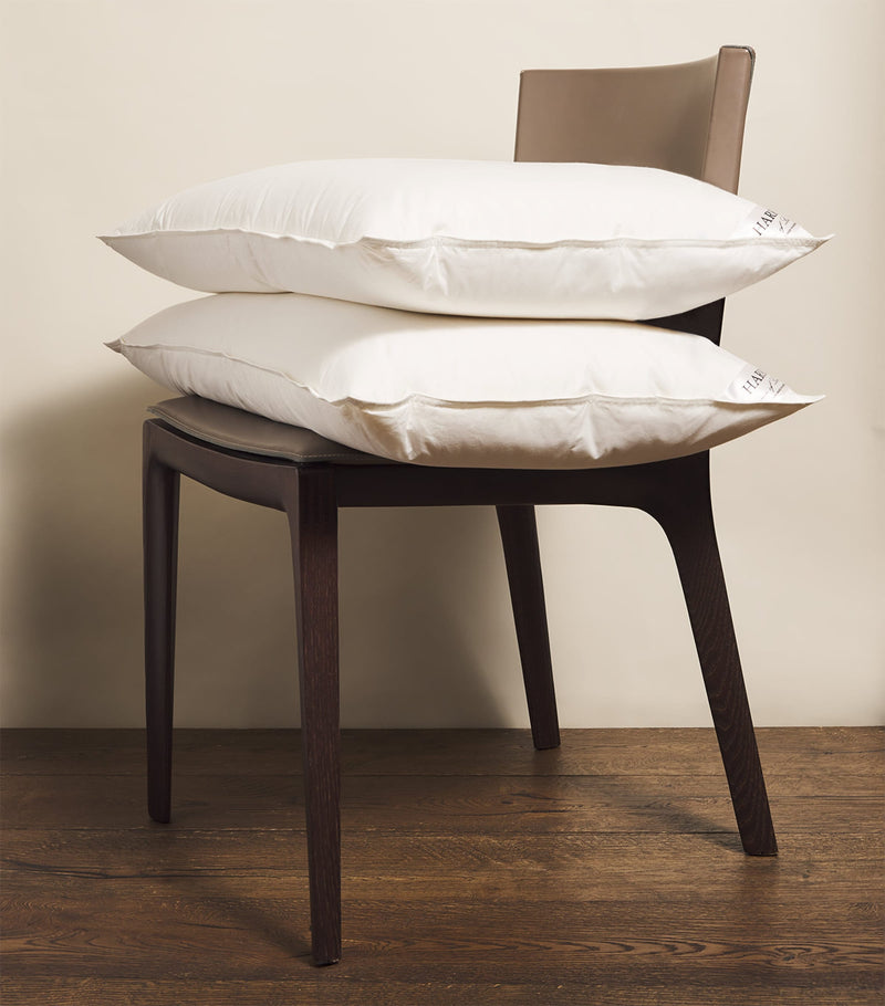 Harrods of London Soft Matterhorn Goose Down King Pillow 50cm x 90cm, UK version