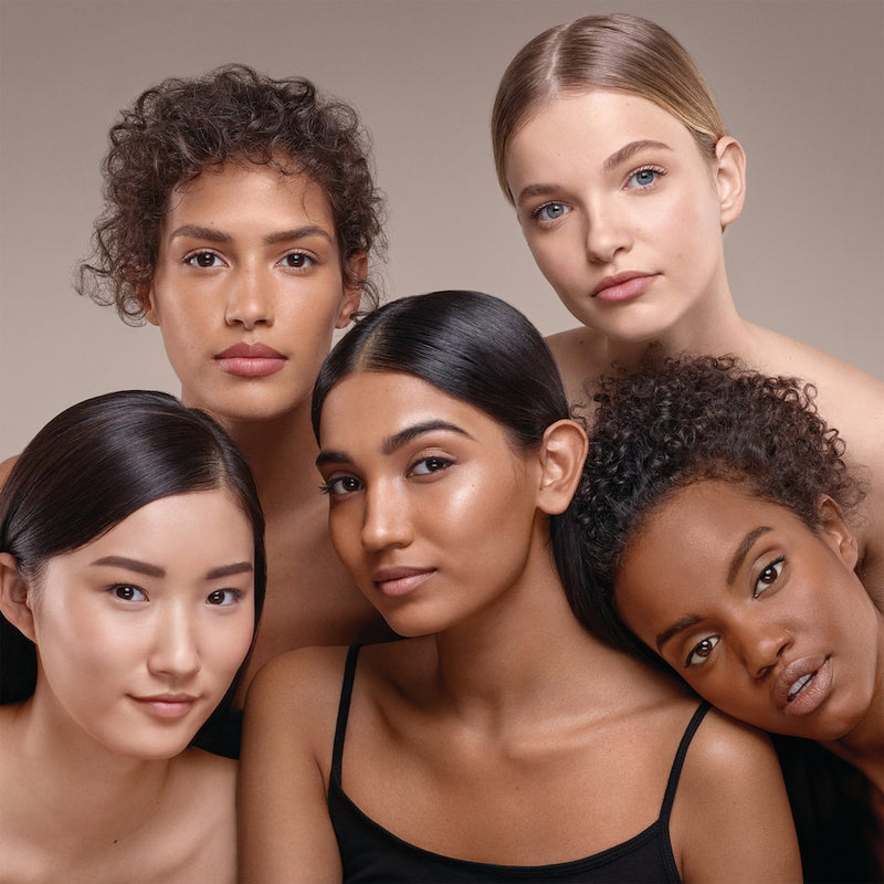 Bobbi Brown Skin Long-Wear Weightless Foundation SPF 15