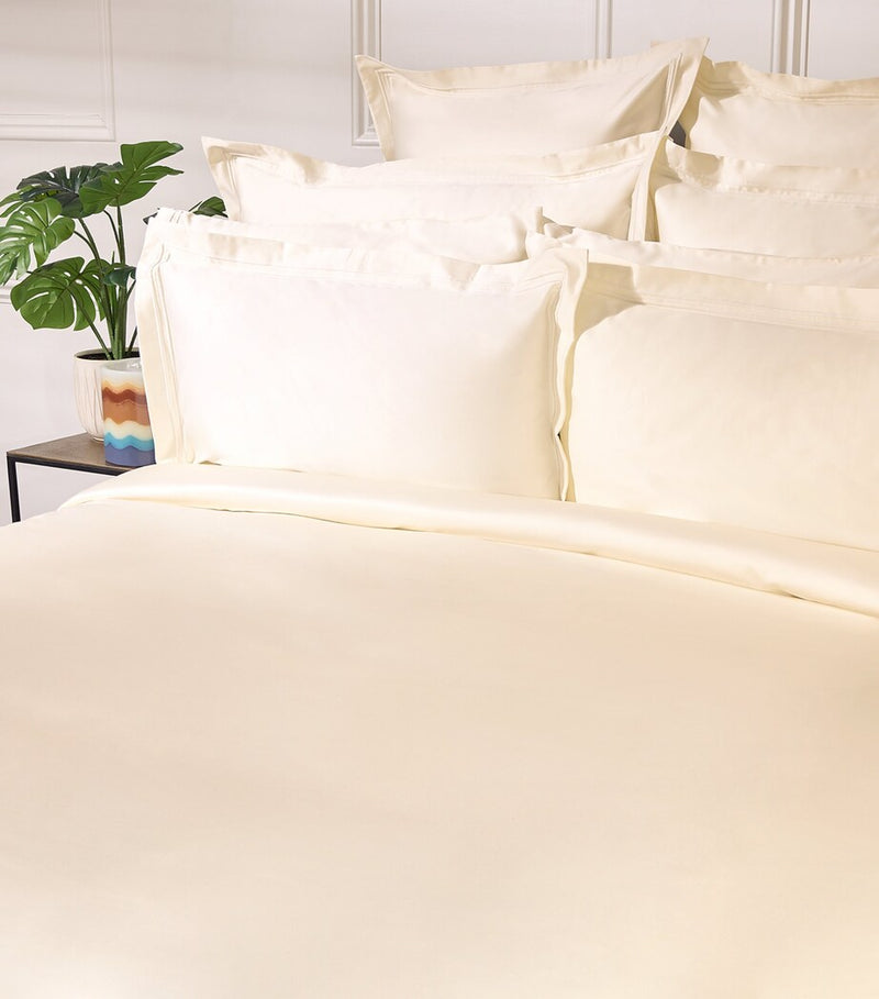 Harrods of London Richmond Super King Flat Sheet 270cm x 300cm, UK version