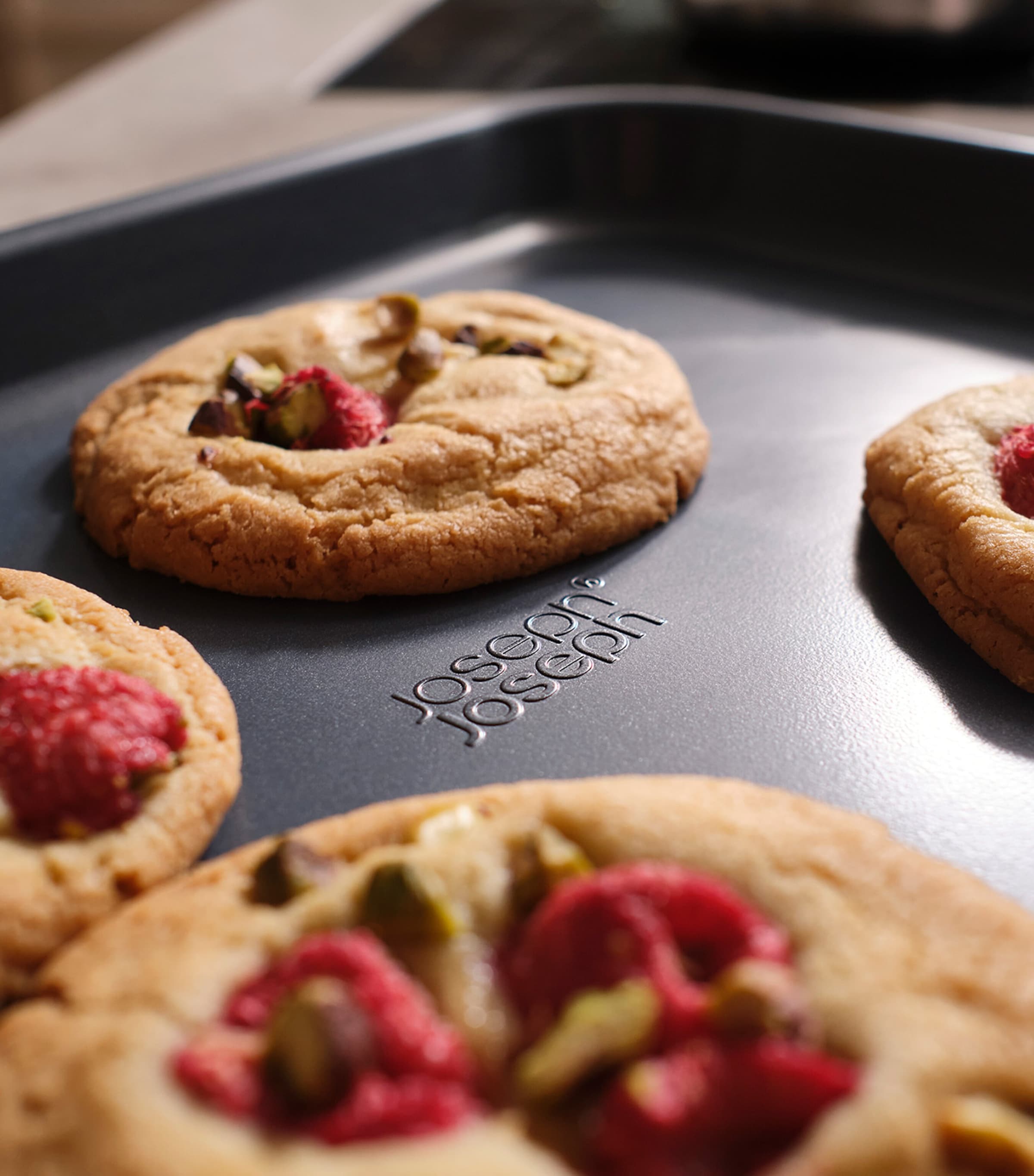 Joseph Joseph Set of 3 Non-Stick Nest Baking Trays