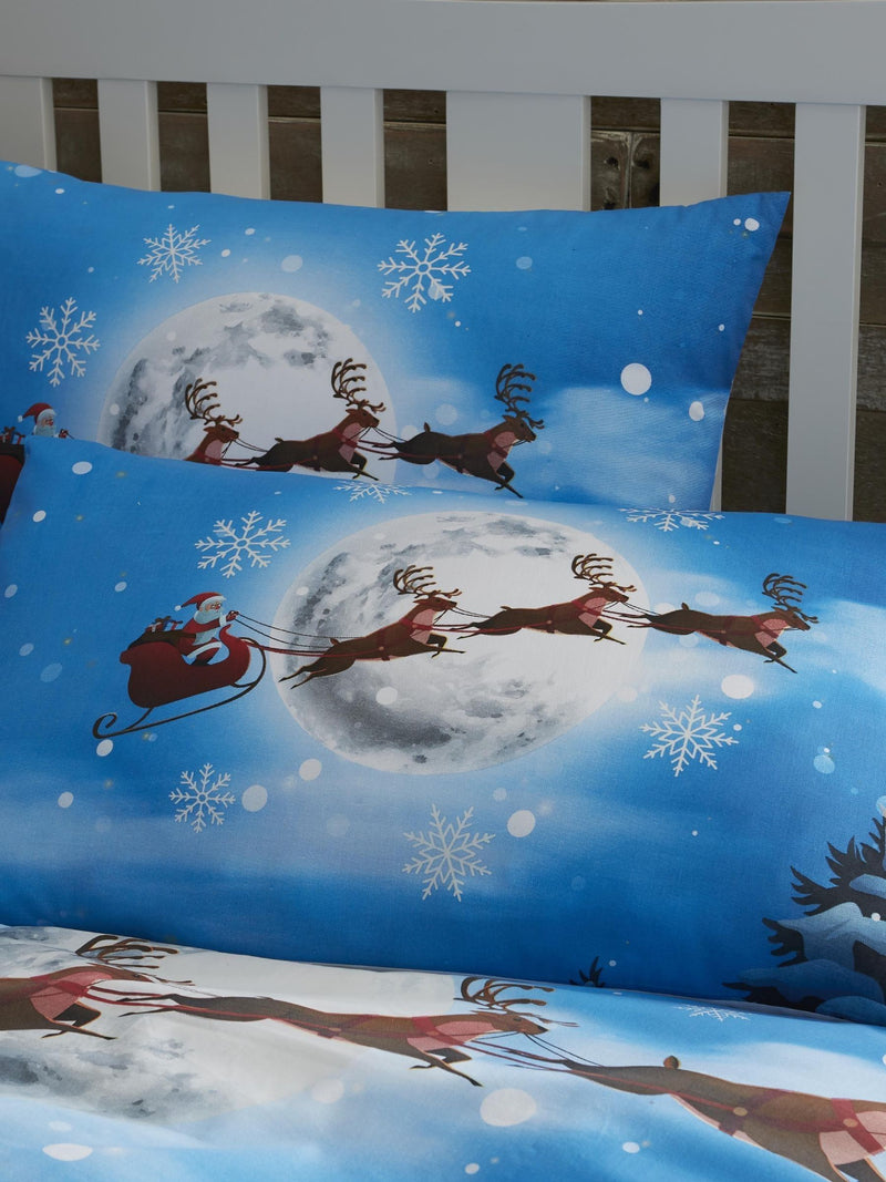 Glow-in-the-dark Blue Santa Christmas duvet cover and pillowcase set - British product