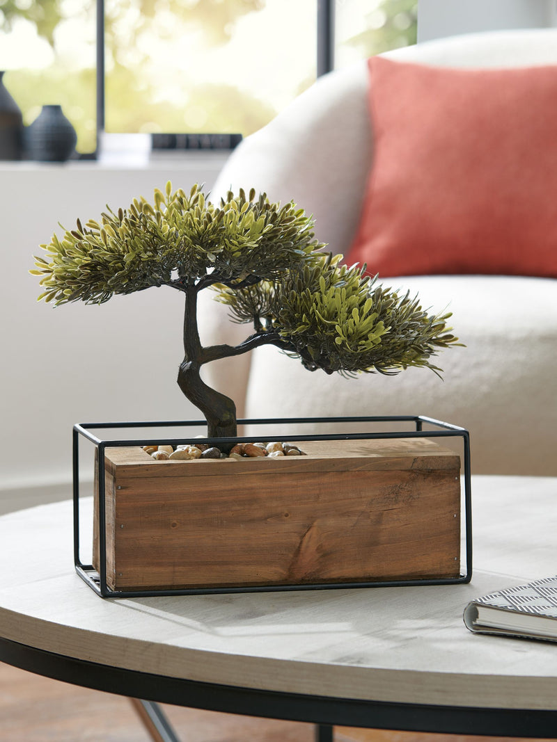 Bronx green artificial bonsai tree in wood pot 25.5cm height, UK version