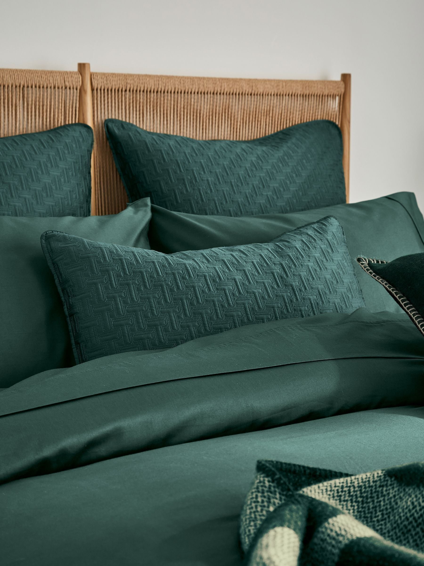Ted Baker green fitted sheet (British brand)