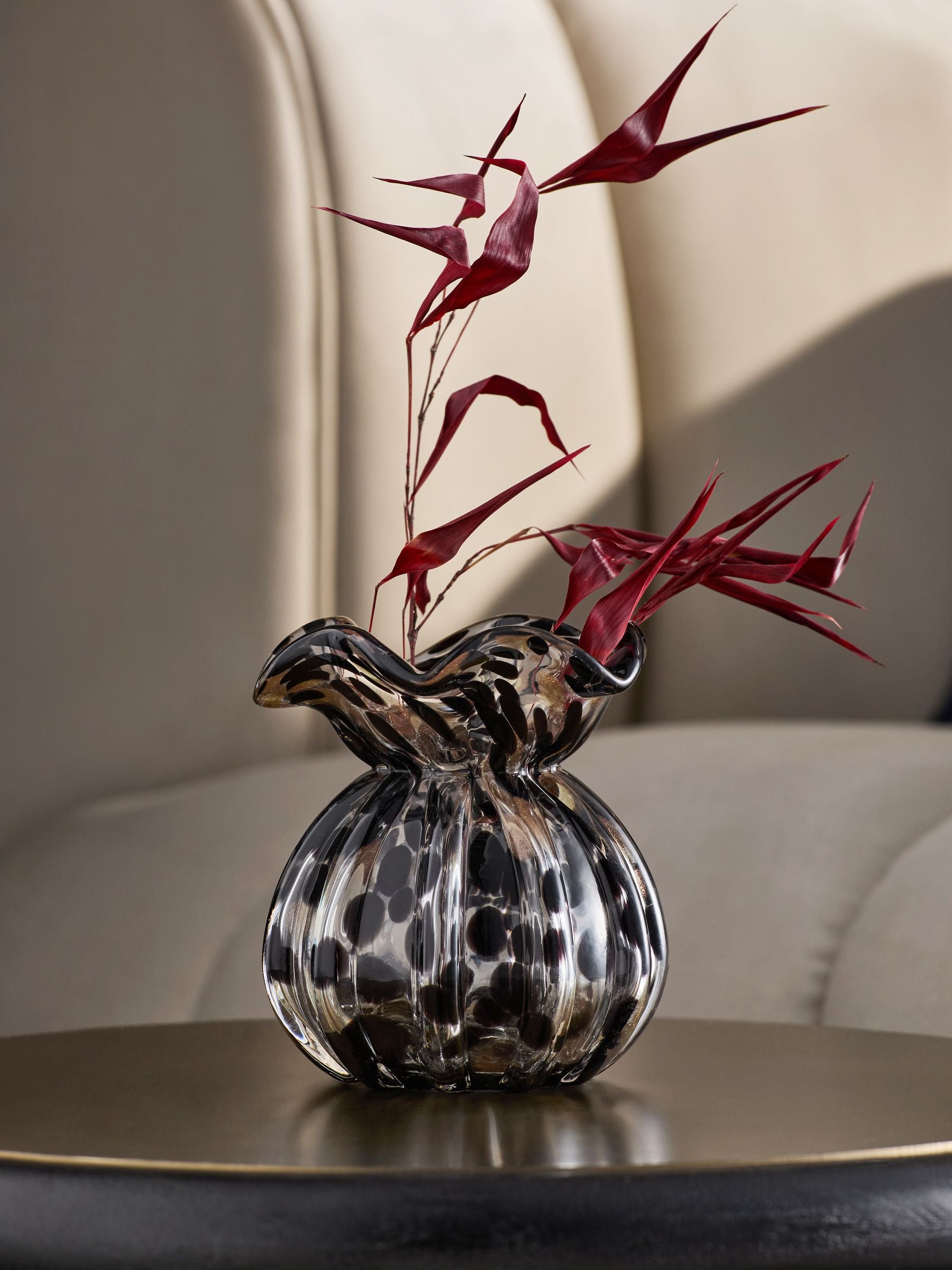 Black gold confetti glass vase 10.5cm - British product