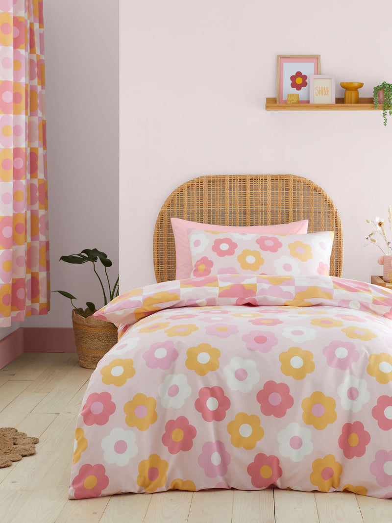 Catherine Lansfield pink retro daisy reversible duvet cover set - British product