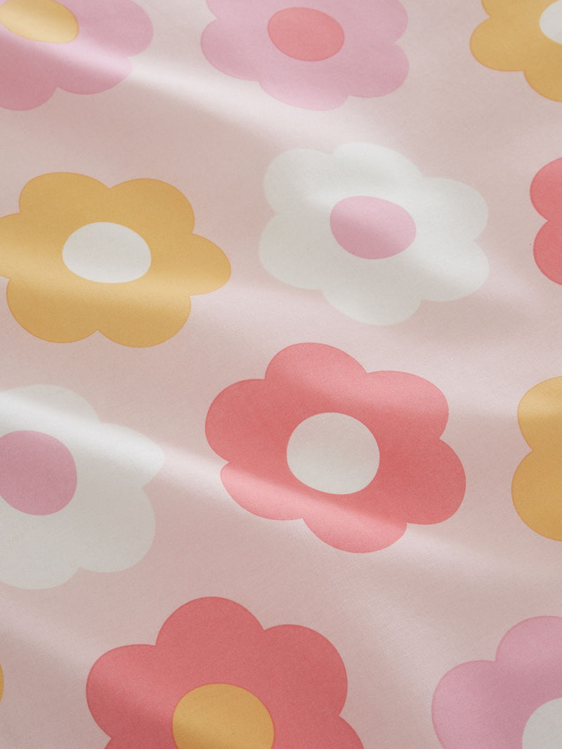 Catherine Lansfield pink retro daisy fitted sheet - British product