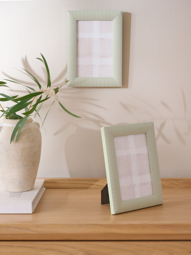 Green linear pattern photo frame set of 2 (British brand)