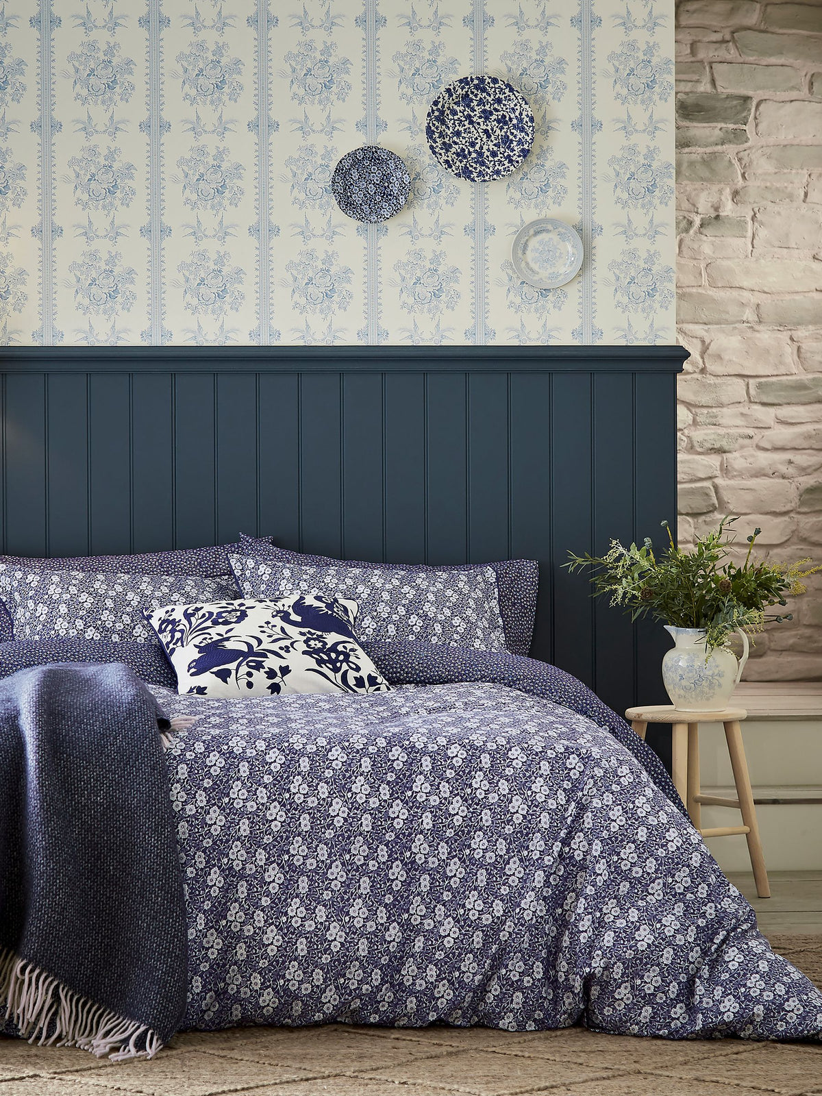 Burleigh Blue Calico duvet cover and pillowcase set - British product