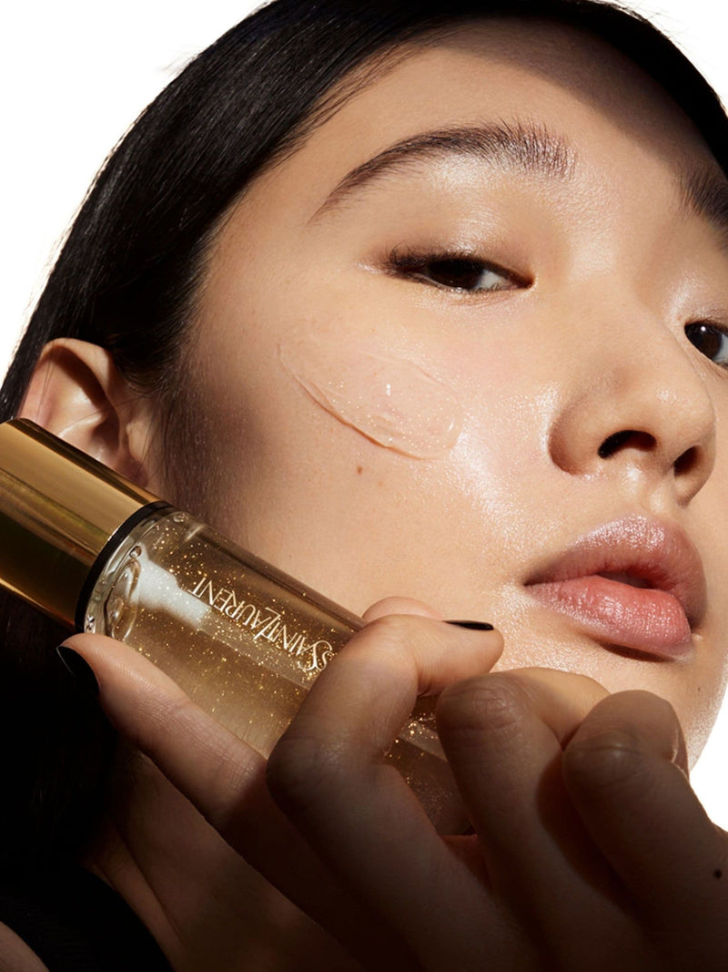 Yves Saint Laurent Touche Éclat Blur Primer