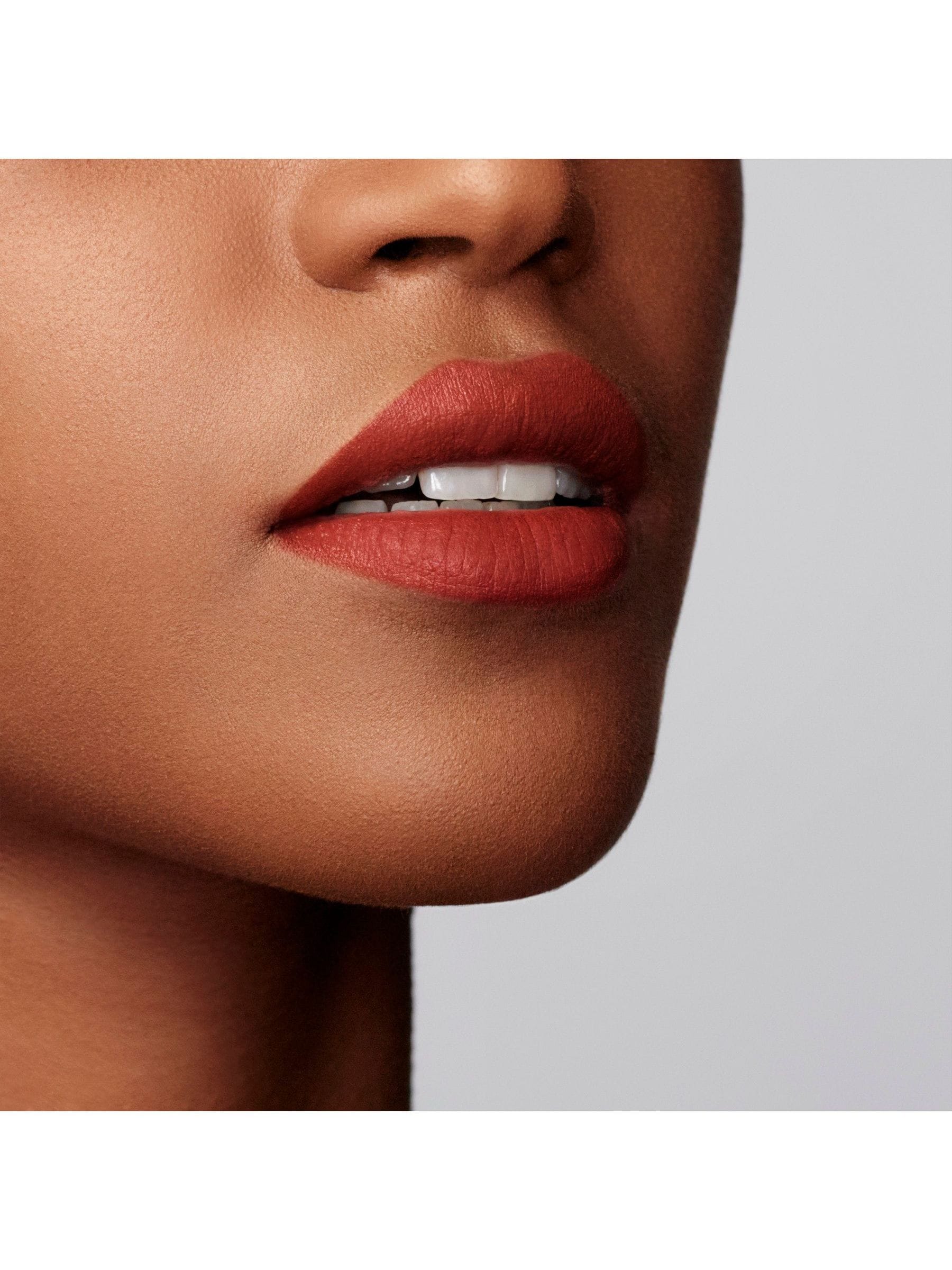 Armani Beauty Maestro Matte Liquid Lipstick Shade 400 - British product