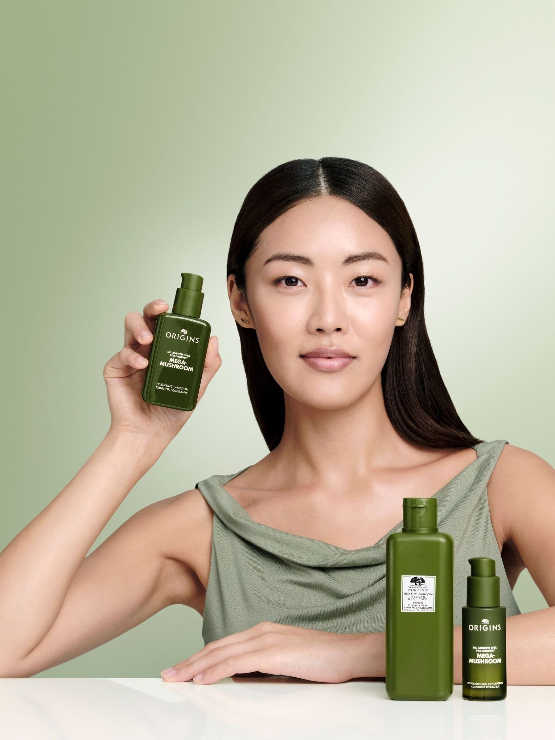 Origins Dr. Weil Mega-Mushroom Emulsion Moisturiser 100ml, imported from the UK