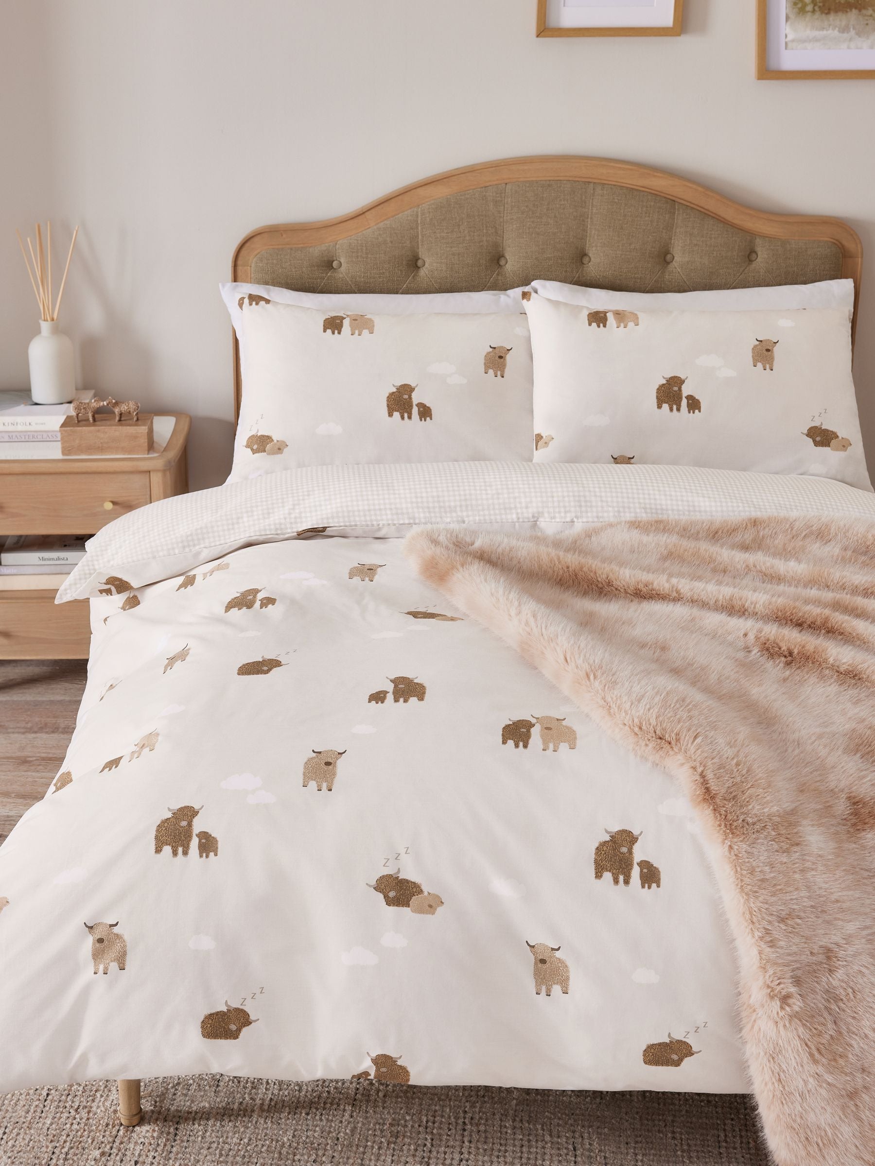 Highland Cow reversible duvet cover set, imported from the UK