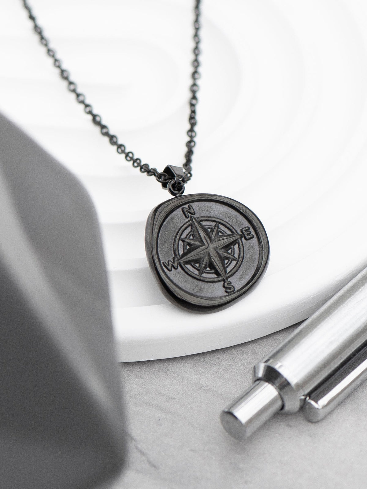 Treat Republic personalised compass amulet necklace 52cm chain, imported from the UK